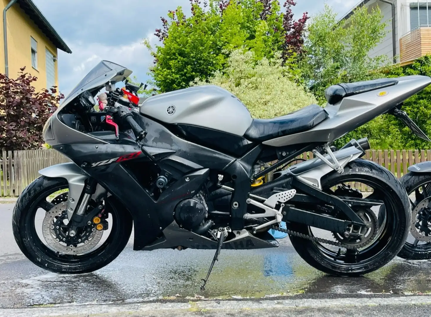 Yamaha Yzf R1